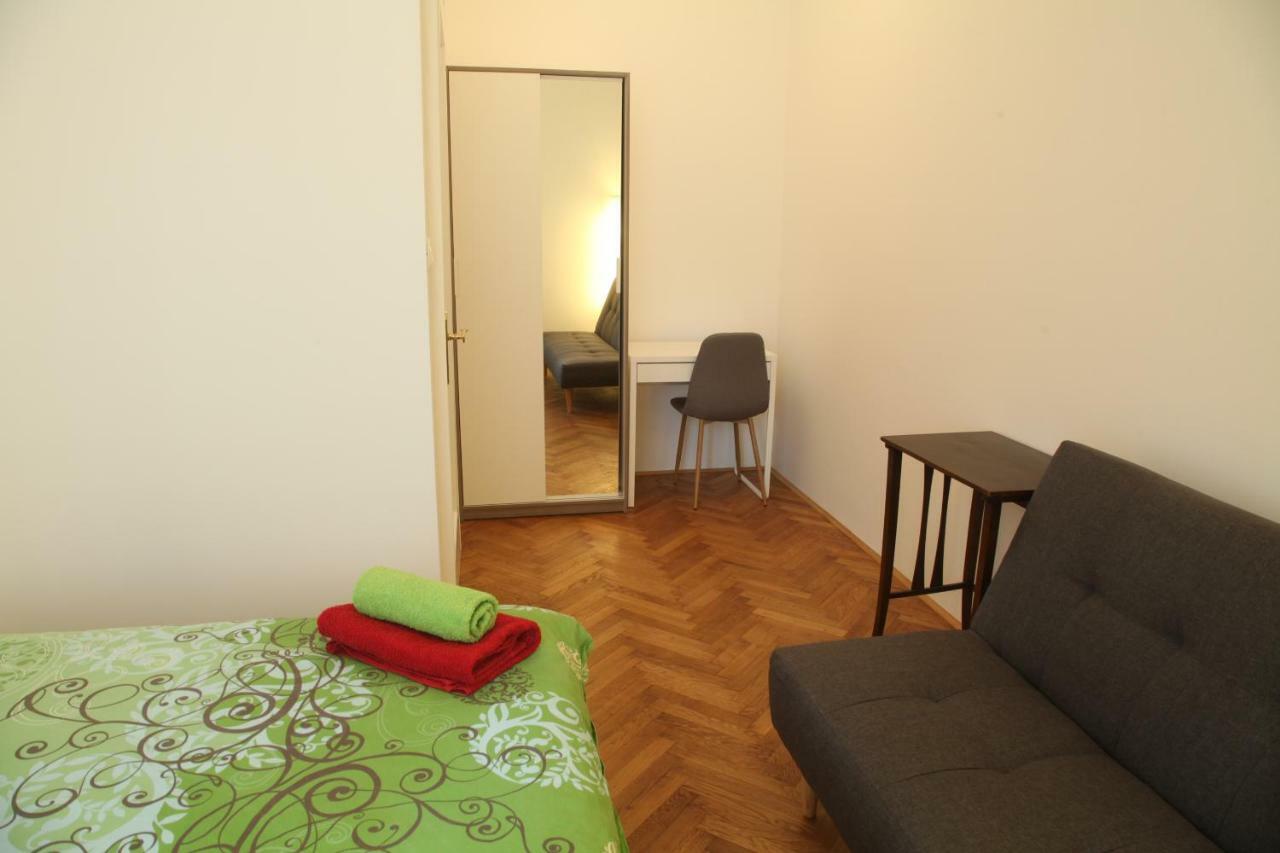 Writer'S Place Hotell Ljubljana Eksteriør bilde
