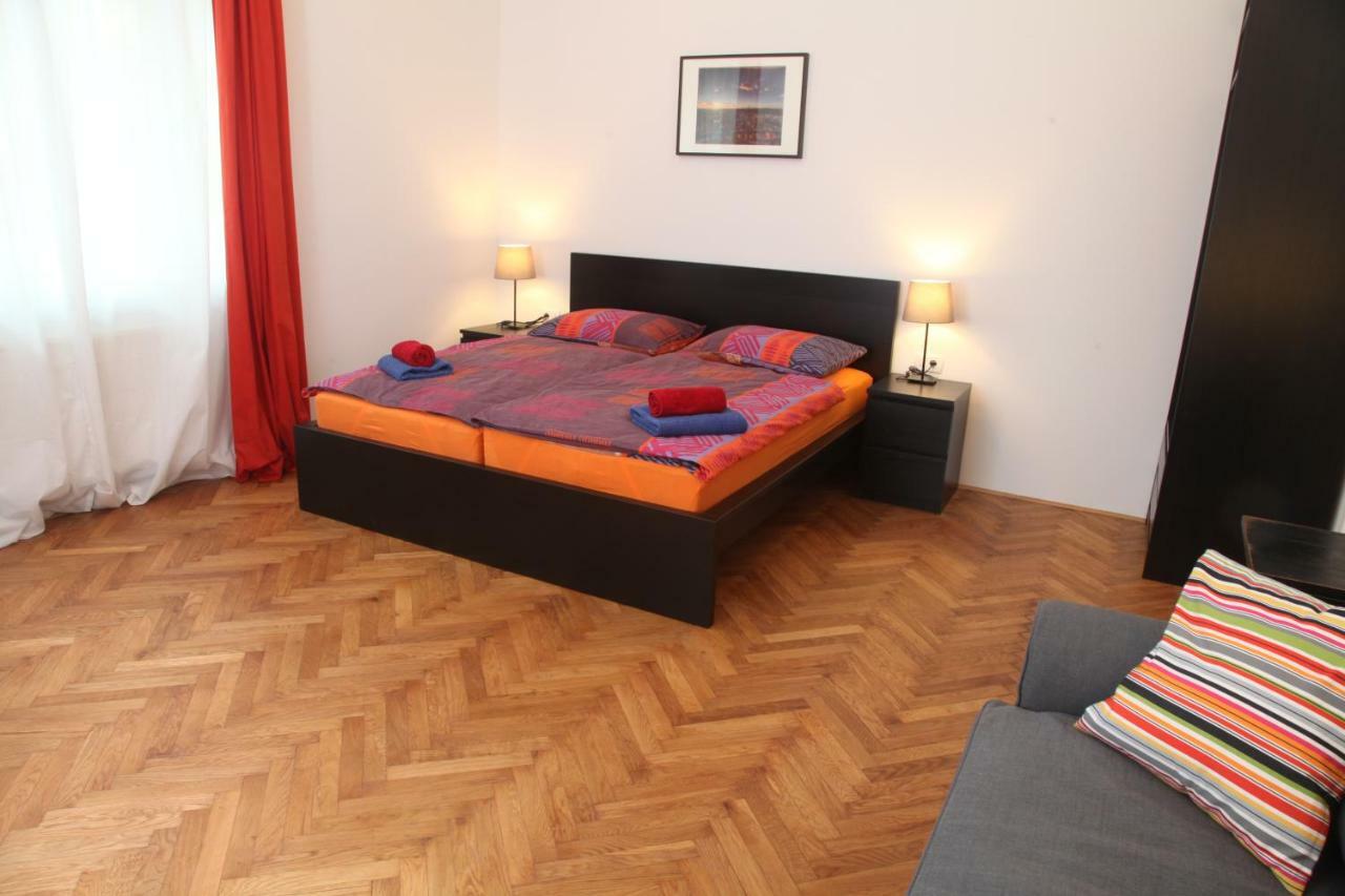 Writer'S Place Hotell Ljubljana Eksteriør bilde